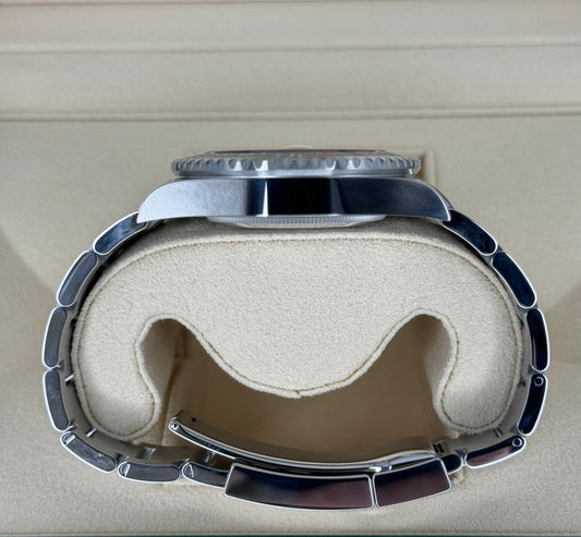 NEW 2023 Rolex GMT-Master II "Pepsi" 40mm 126710BLRO Oyster Black Dial - MyWatchLLC