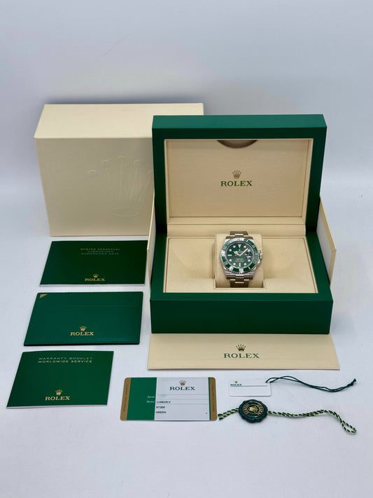 NEW OLD STOCK 2019 Rolex Submariner “Hulkâ€?40mm 116610LV Green Dial - MyWatchLLC