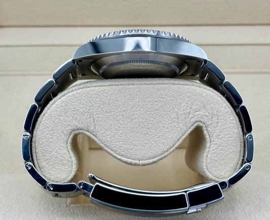 2018 Submariner “Hulkâ€?40mm 116610LV Stainless Steel Green Dial - MyWatchLLC