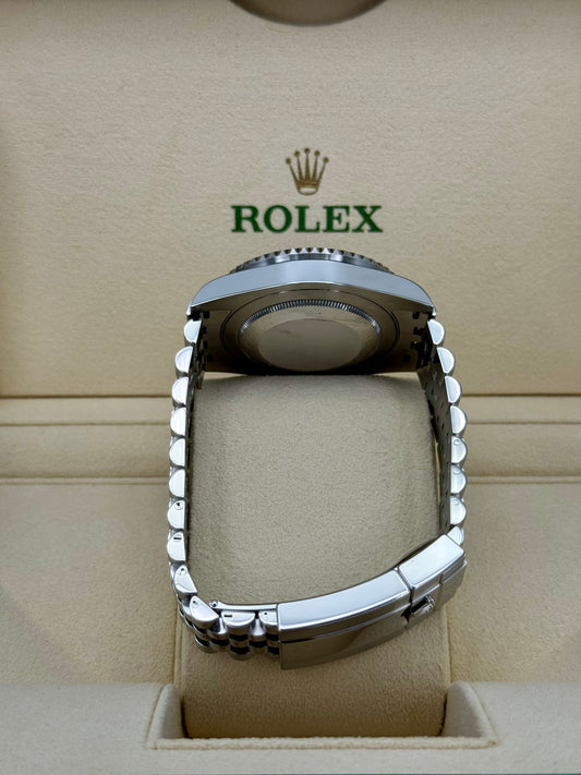 2022 Rolex GMT-Master II "Batgirl" 40mm 126710BLNR Jubilee Black Dial - MyWatchLLC