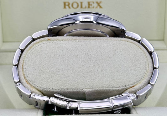 2005 Rolex Daytona 40mm 116520 Stainless Steel White Dial - MyWatchLLC