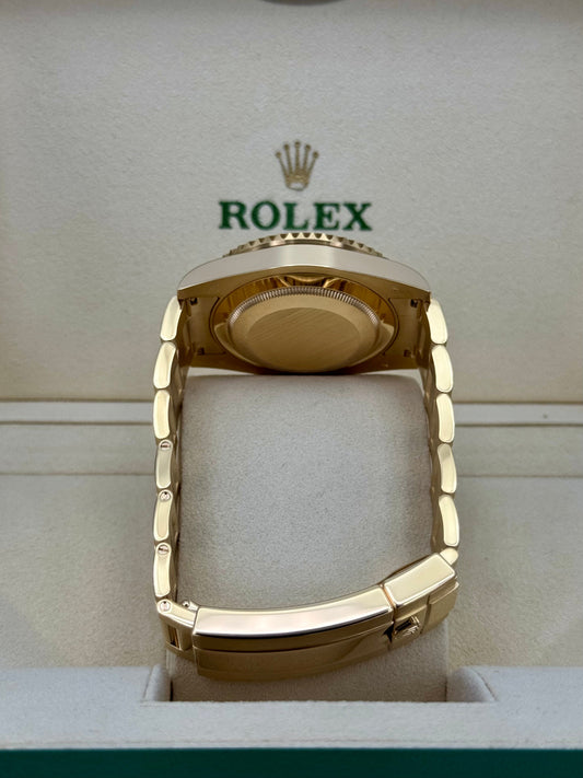 2020 Rolex Submariner 40mm 116618LN 18K Yellow Gold Black Dial - MyWatchLLC