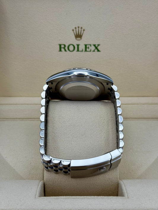 2022 Rolex Datejust 41mm 126334 Stainless Steel Jubilee Blue Dial - MyWatchLLC