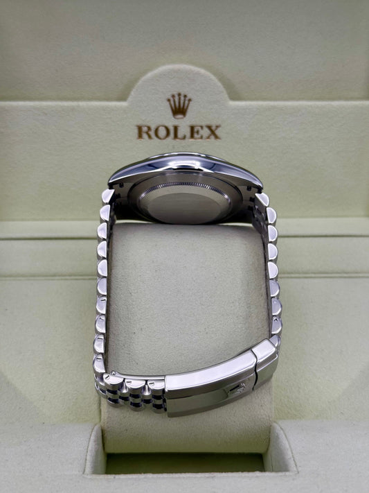 2018 Rolex Datejust 41mm 126300 Stainless Steel Jubilee Black Dial - MyWatchLLC