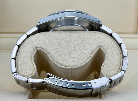 1995 Rolex Submariner 40mm 14060 Stainless Steel Black Dial - MyWatchLLC