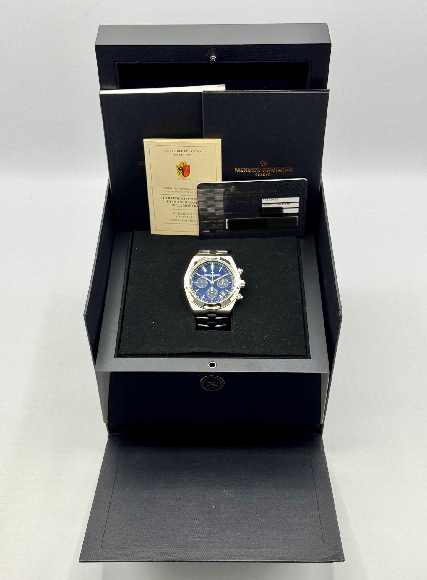 2020 Vacheron Constantin Overseas 42.5mm 5500V Stainless Blue Dial - MyWatchLLC