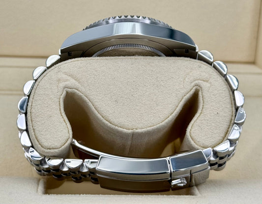 2022 Rolex GMT-Master II "Batgirl" 40mm 126710BLNR Jubilee Black Dial - MyWatchLLC