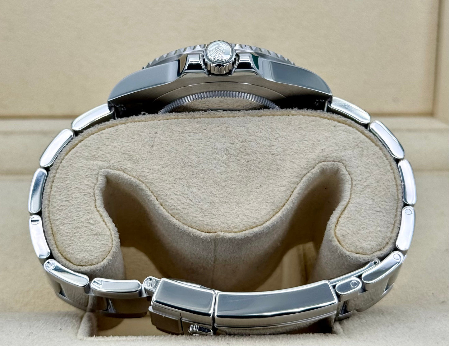 2014 Rolex GMT-Master II “Batmanâ€?40mm 116710BLNR Oyster Black Dial - MyWatchLLC