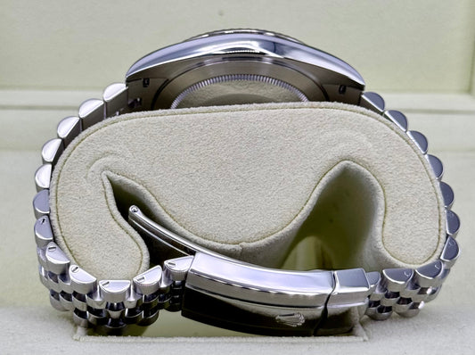 2017 Rolex Datejust 41mm 126334 Stainless Steel Jubilee Silver Dial - MyWatchLLC