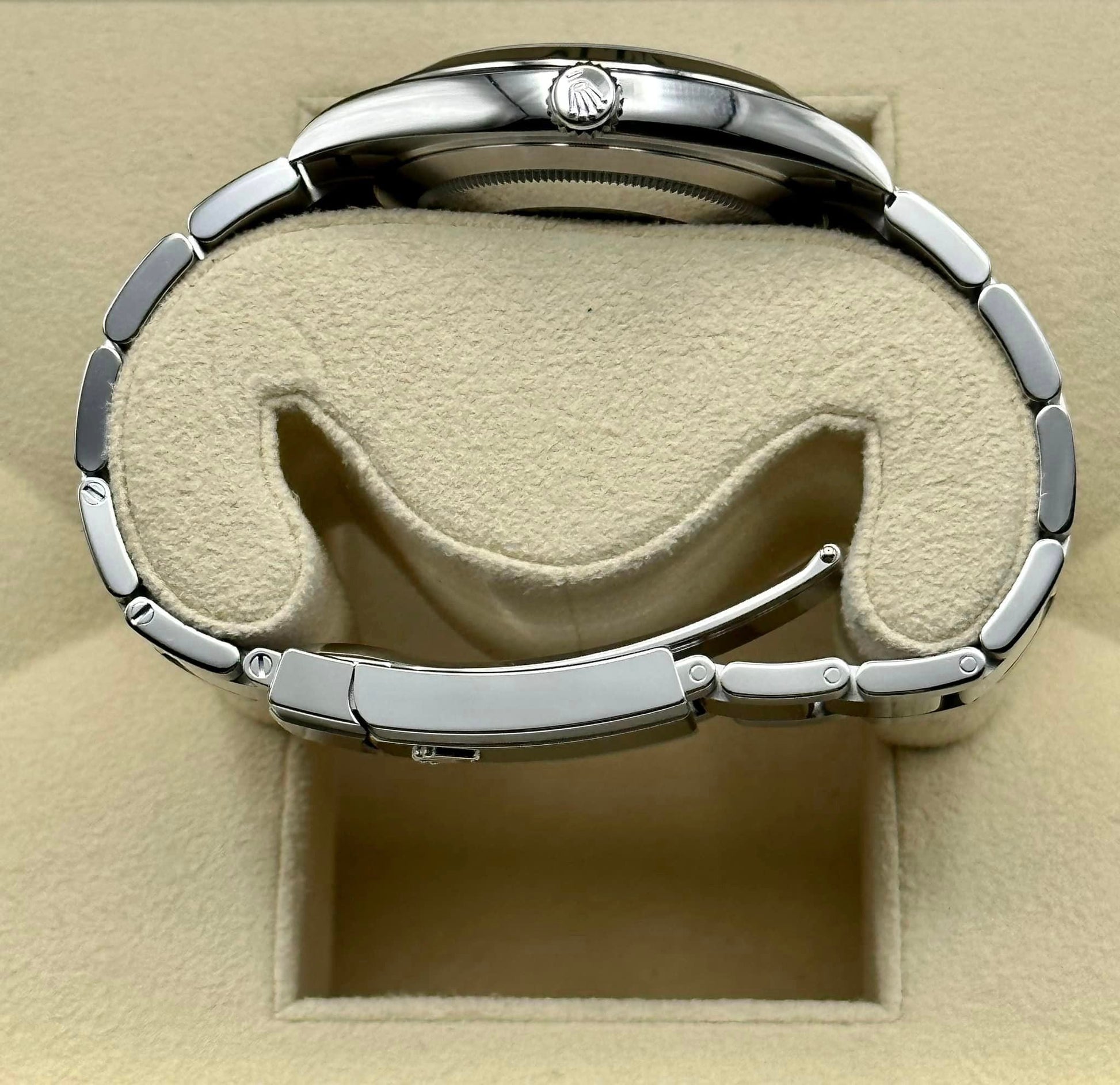 NEW Rolex 2023 Datejust 41mm 126300 Blue Roman Numeral Dial Oyster - MyWatchLLC