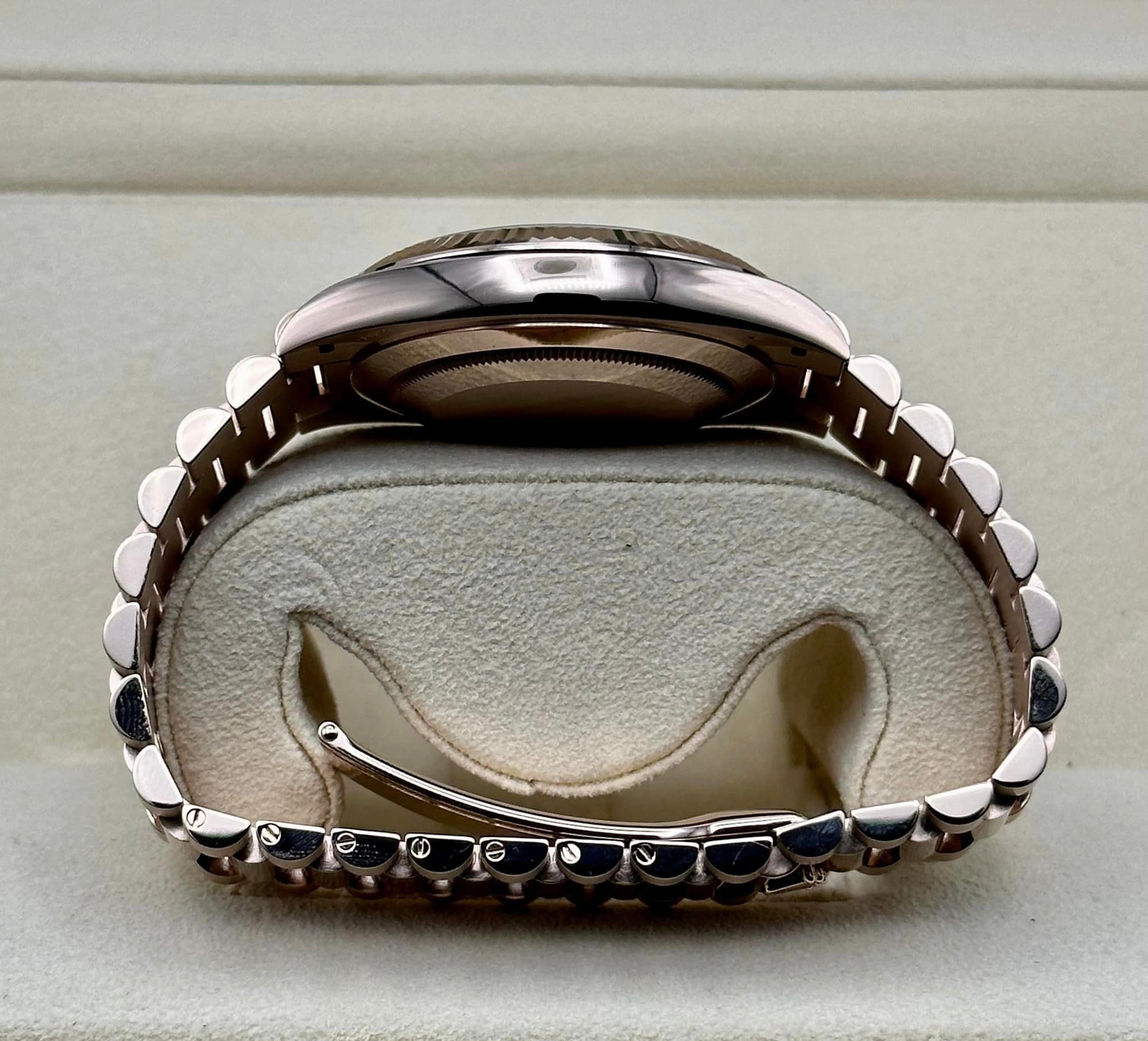 NEW 2022 Rolex Day-Date 40 228238 Rose Gold Olive Dial Arabic Calendar - MyWatchLLC