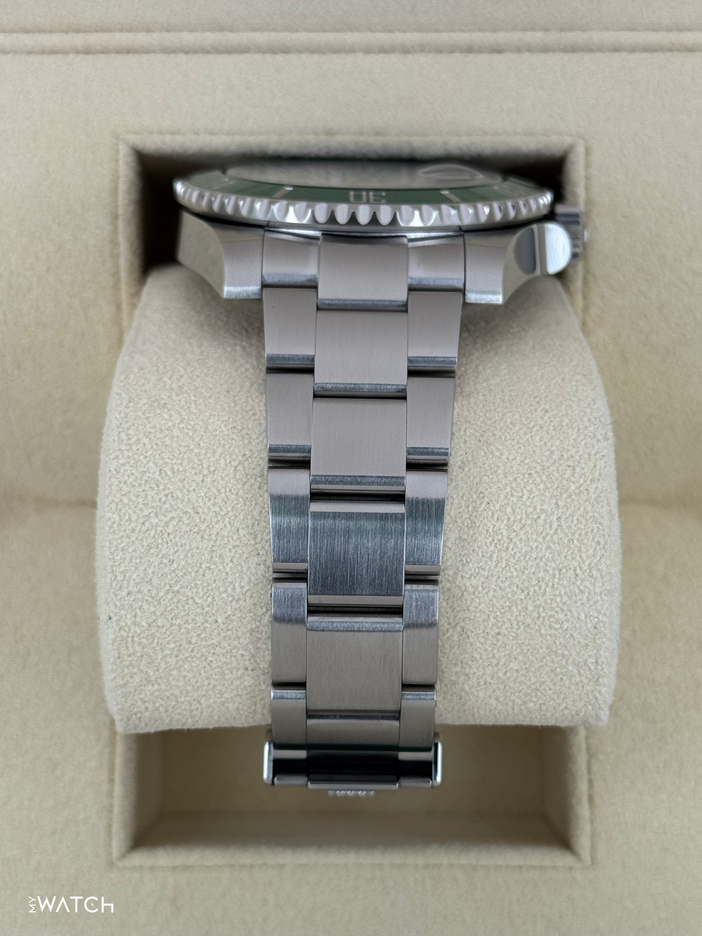 2017 Rolex Submariner “Hulkâ€?40mm 116610LV Green Dial - MyWatchLLC