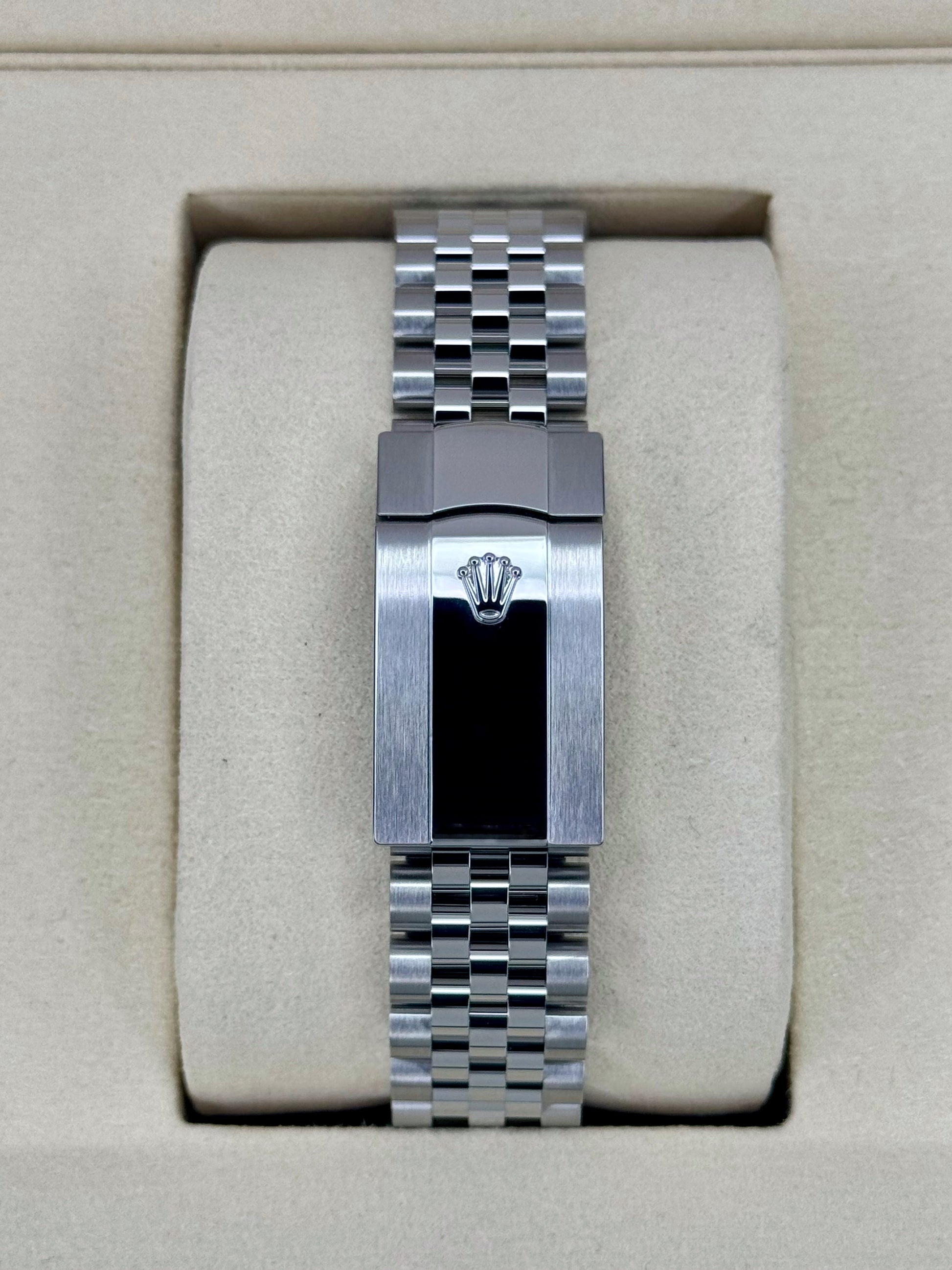 NEW 2025 Rolex Datejust 36mm 126234 Stainless Steel Jubilee Blue Dial - MyWatchLLC