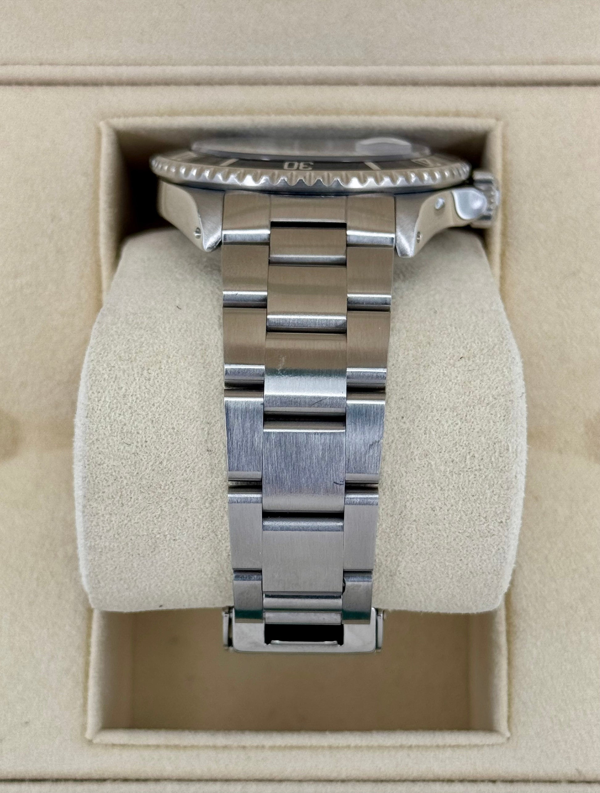 1985 Rolex Submariner 40mm 16800 Stainless Steel Black Dial - MyWatchLLC