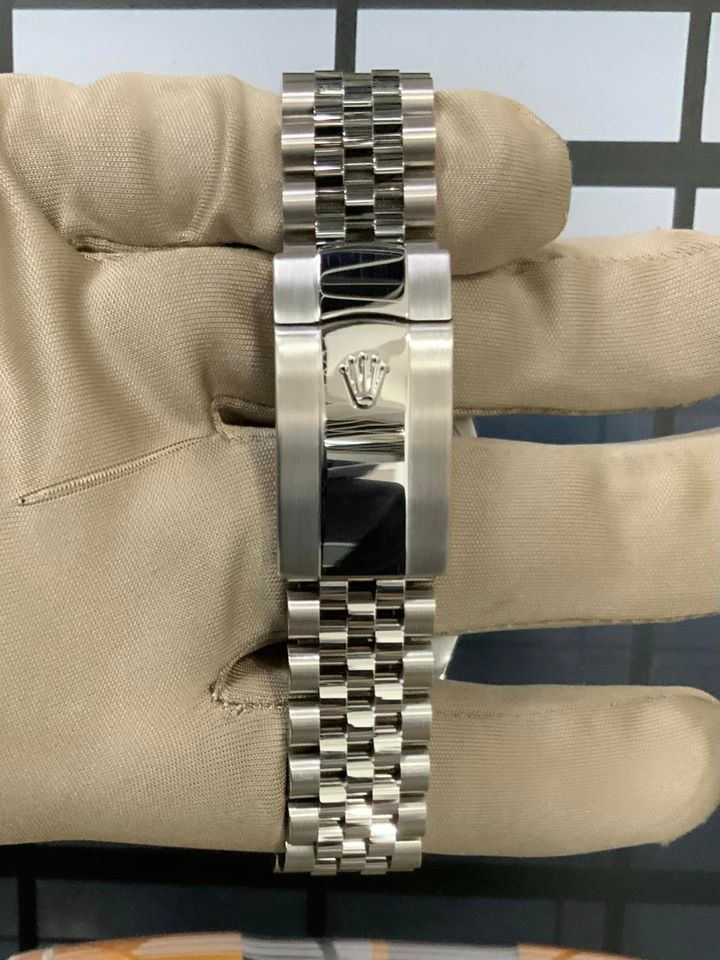 2020 Rolex Datejust 41mm 126334 Stainless Steel White Dial on Jubilee Bracelet with Box & Papers - MyWatchLLC
