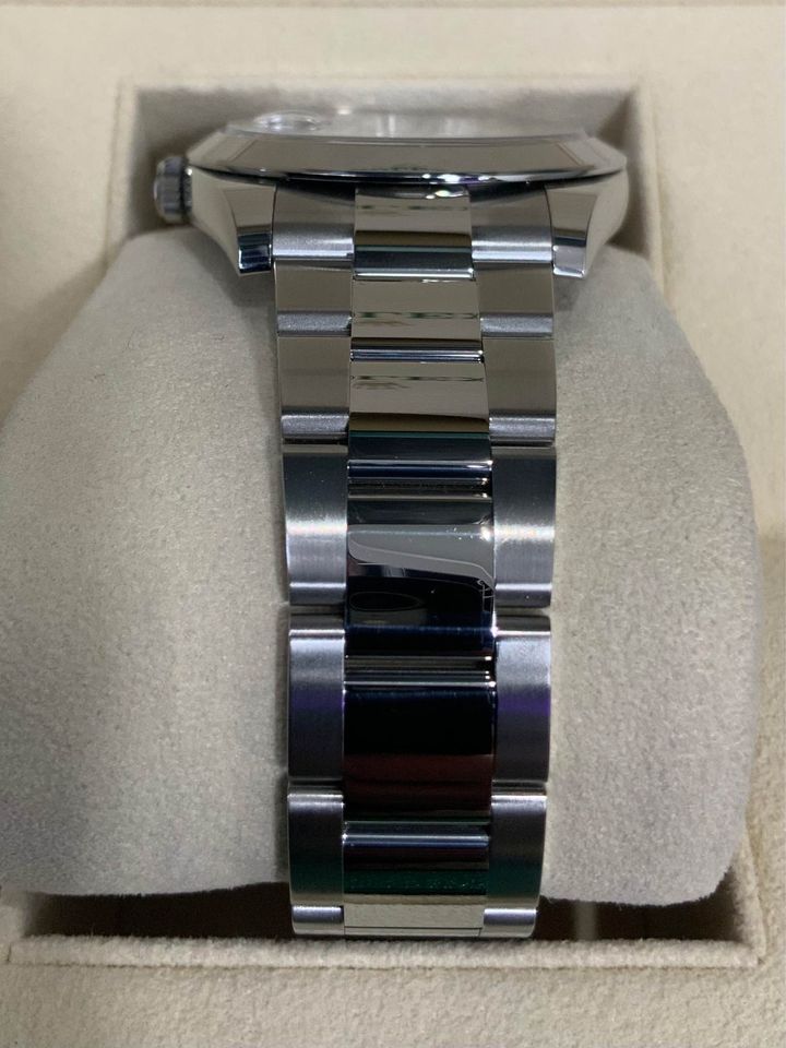 2021 Rolex Datejust 41mm 126300 Stainless Steel Black Dial Oyster Bracelet with Box & papers - MyWatchLLC