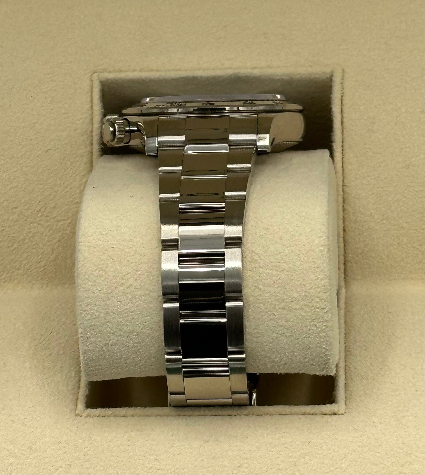 2022 Rolex Daytona 40mm 116509 White Gold Silver Dial Oyster - MyWatchLLC