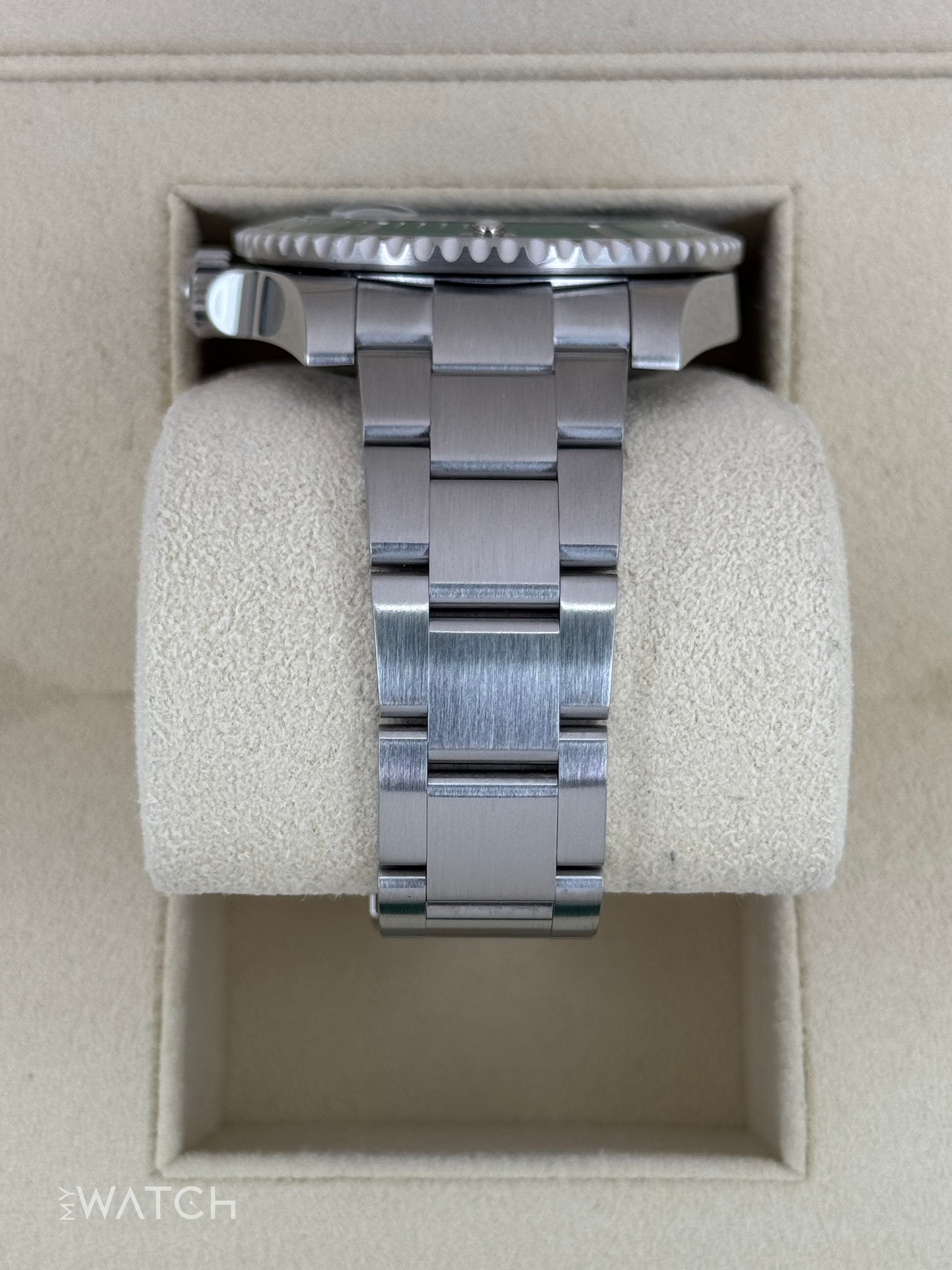 2015 Rolex Submariner “Hulkâ€?40mm 116610LV Green Dial - MyWatchLLC