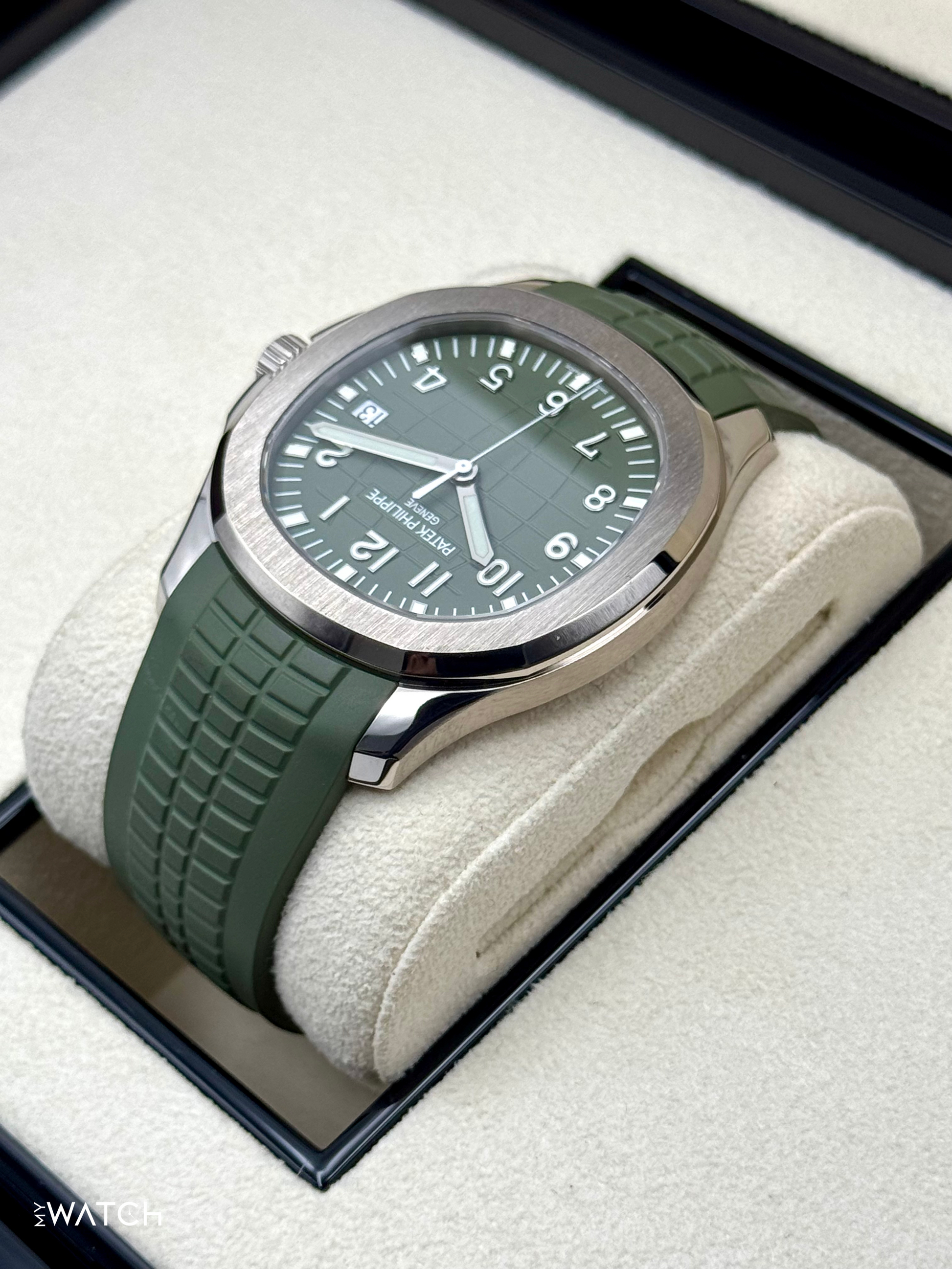 2022 Patek Philippe Aquanaut 5168G 42.2mm White Gold Green Dial - MyWatchLLC