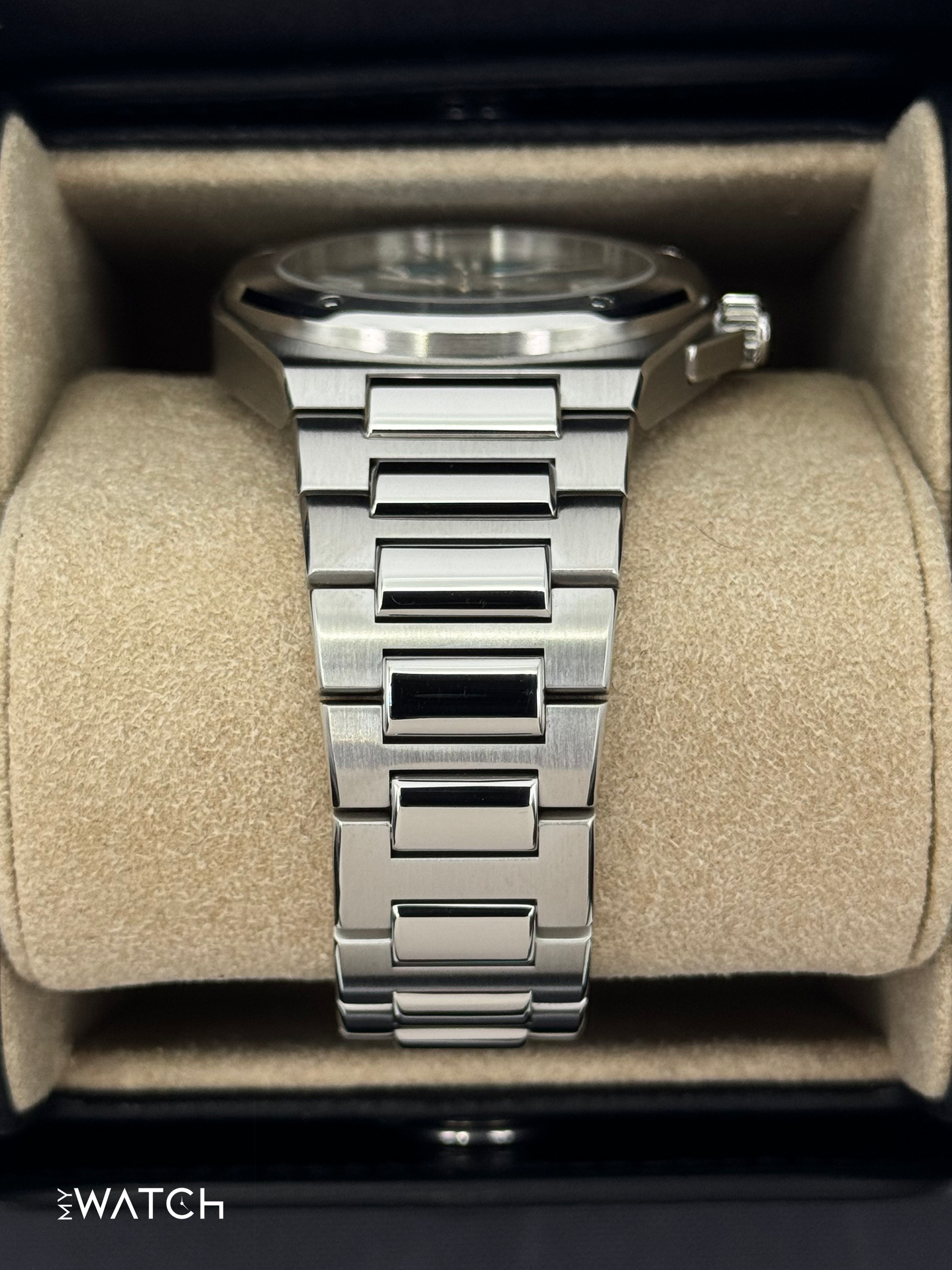 2024 IWC Ingenieur Automatic 40mm IW328903 Stainless Steel Aqua Dial - MyWatchLLC