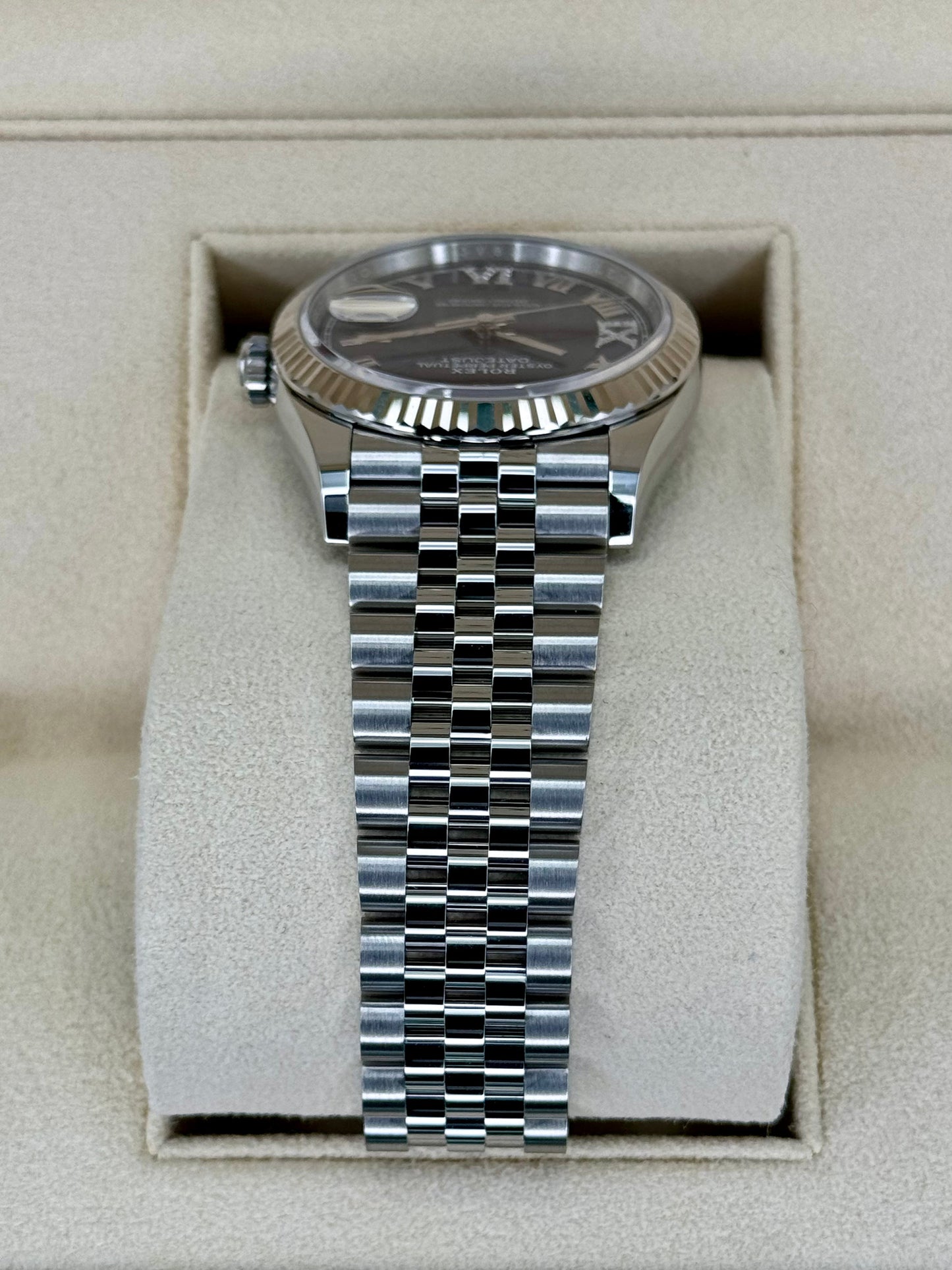 NEW 2023 Rolex Datejust 36mm 126234 Stainless Steel Jubilee Purple Dial - MyWatchLLC