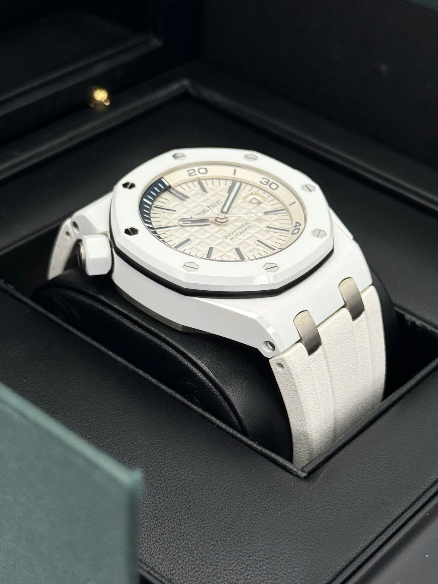 2015 Audemars Piguet Royal Oak Offshore Diver 42mm 15707CB Ceramic - MyWatchLLC