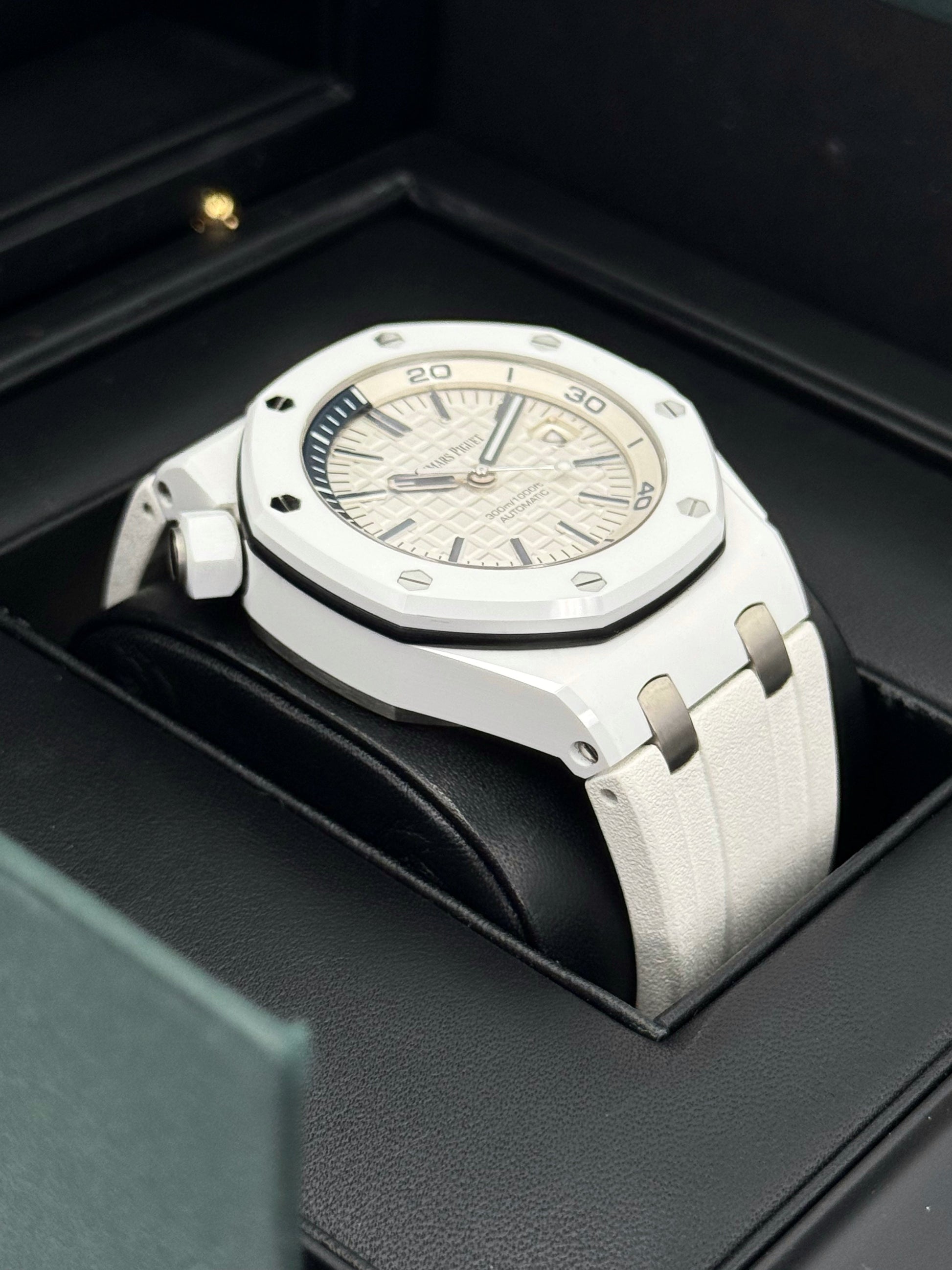 2015 Audemars Piguet Royal Oak Offshore Diver 42mm 15707CB Ceramic - MyWatchLLC