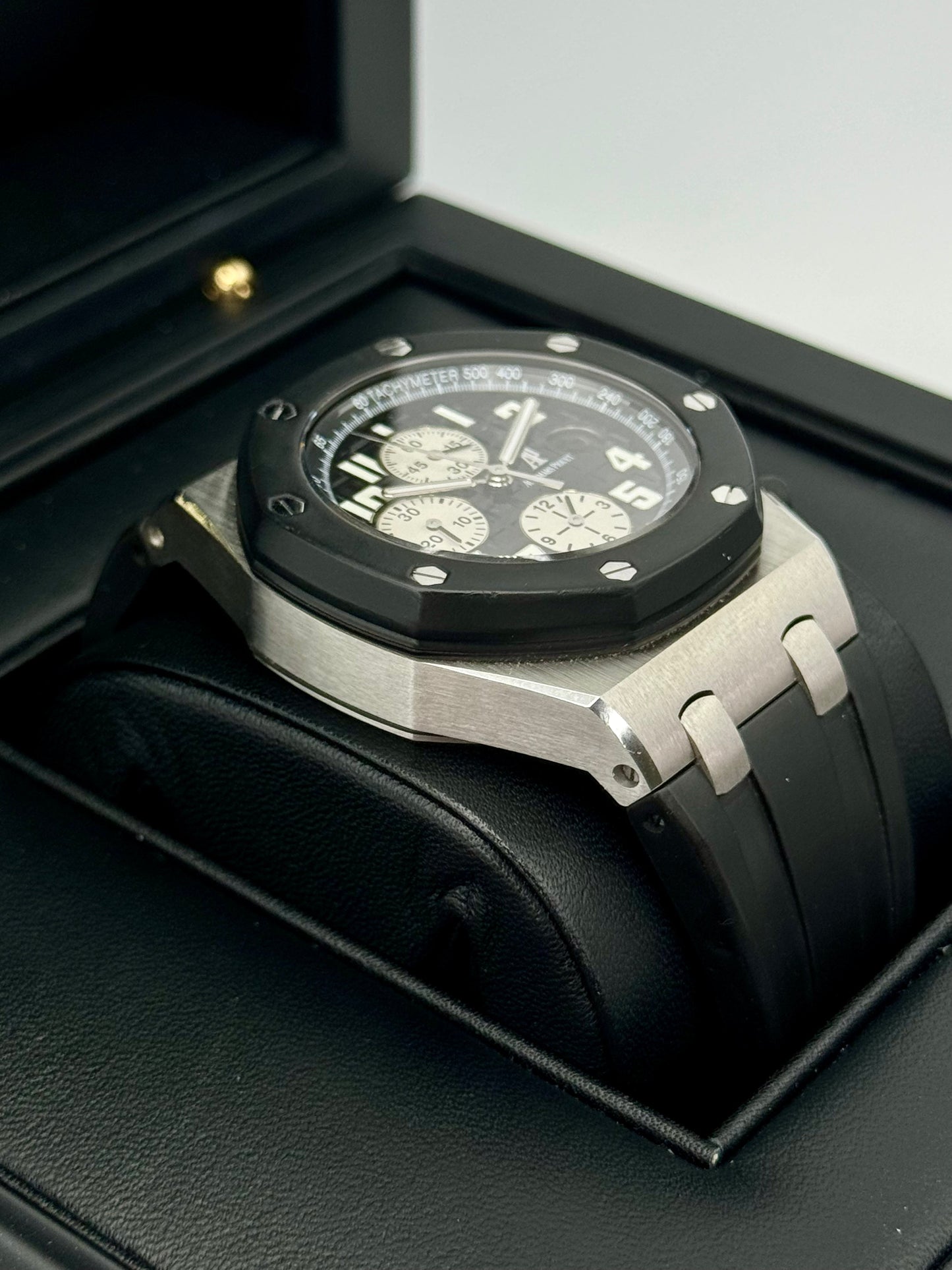 Audemars Piguet  Royal Oak  42mm 25940SK Offshore - MyWatchLLC