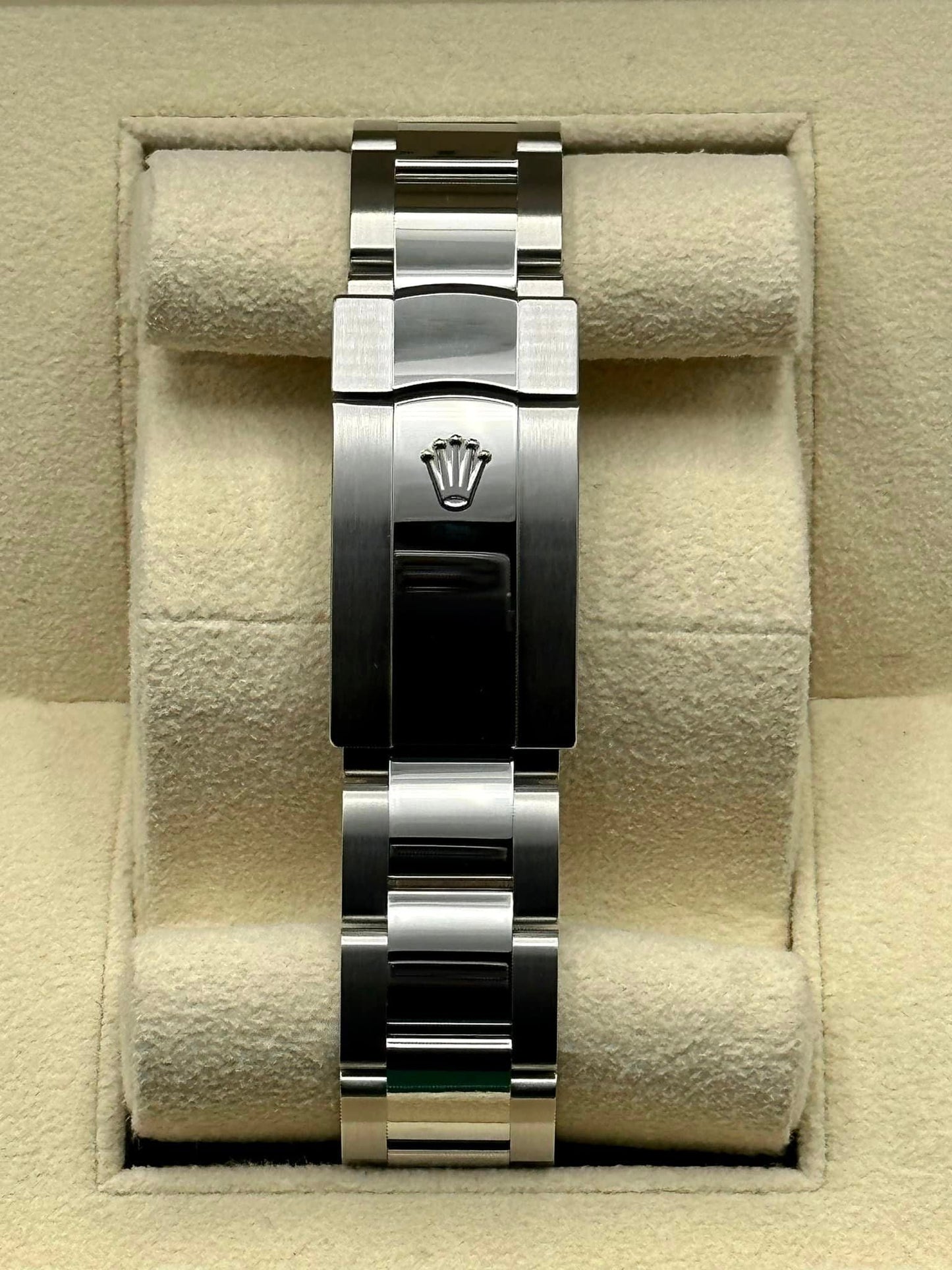 NEW Rolex 2023 Datejust 41mm 126300 Blue Roman Numeral Dial Oyster - MyWatchLLC