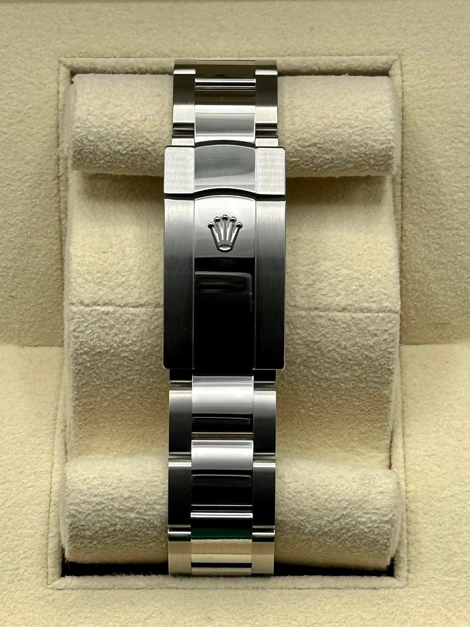 NEW Rolex 2023 Datejust 41mm 126300 Blue Roman Numeral Dial Oyster - MyWatchLLC