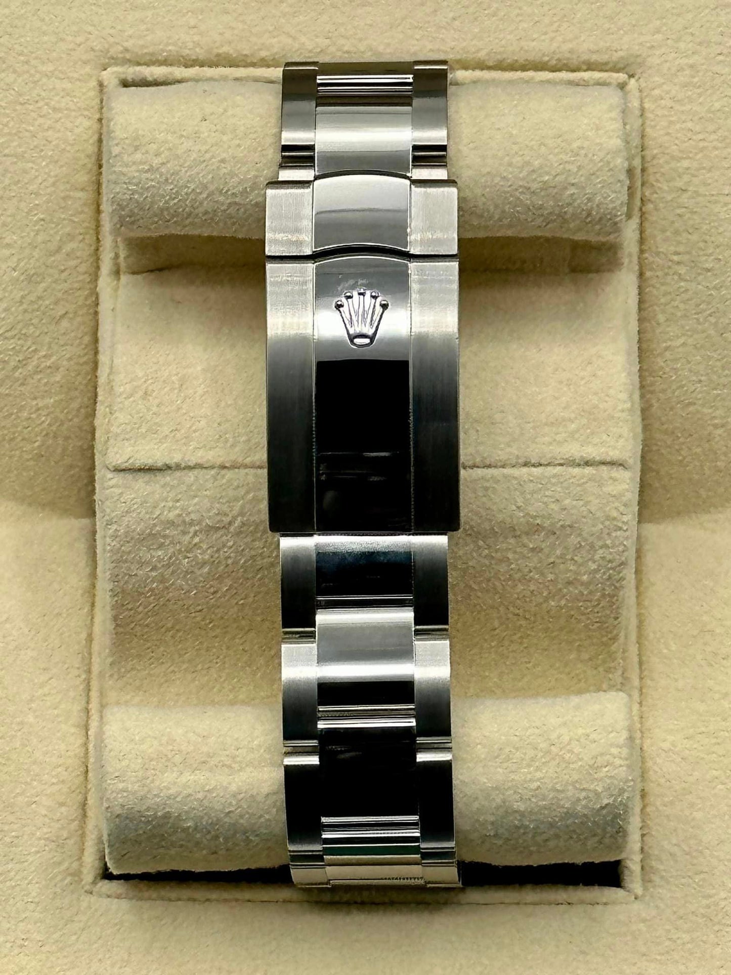 New 2023 Rolex Datejust 41mm 126300 Mint Green Dial Oyster - MyWatchLLC