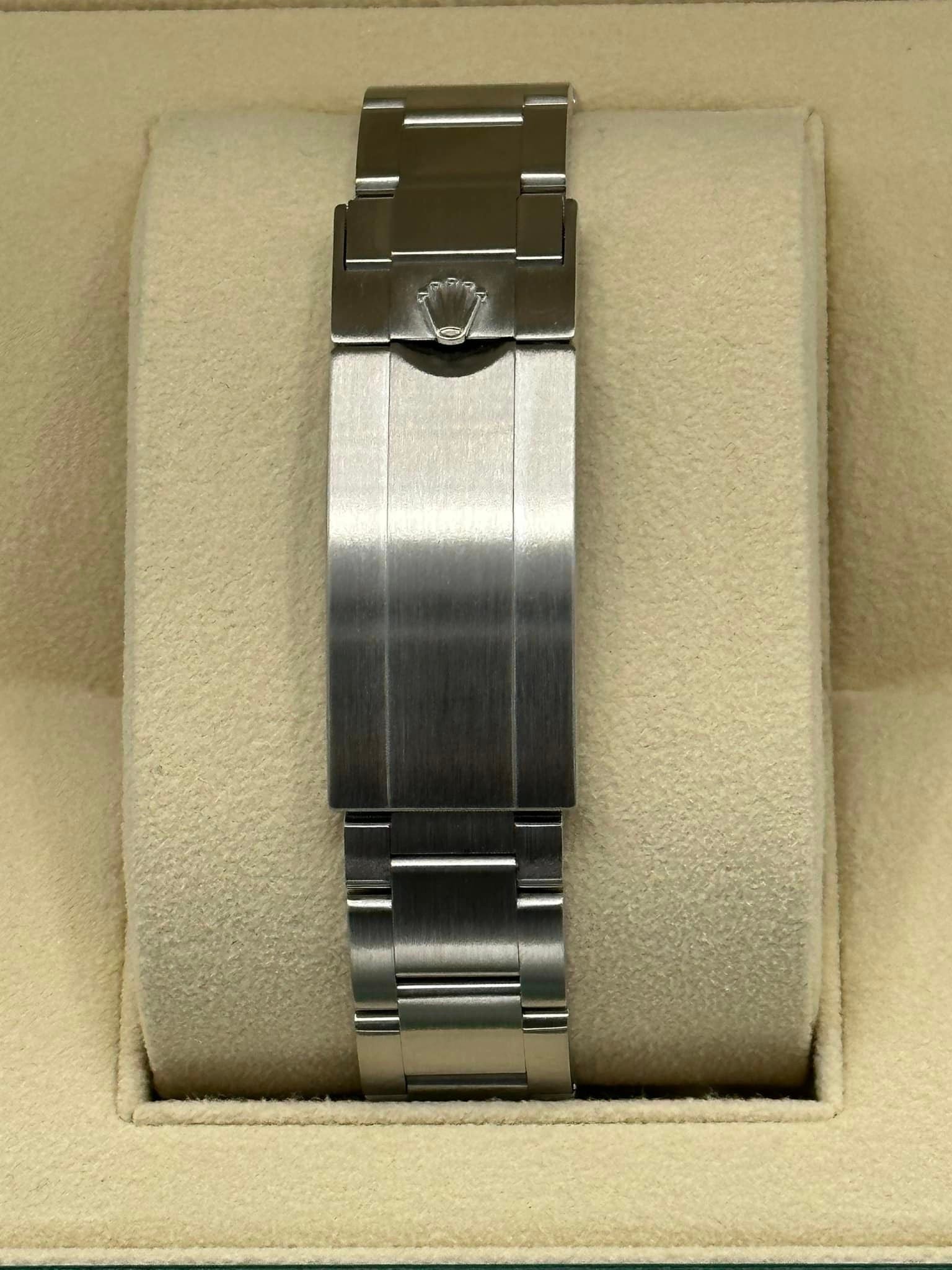 Rolex Submariner “Hulkâ€?116610LV Stainless Steel Green Dial - MyWatchLLC