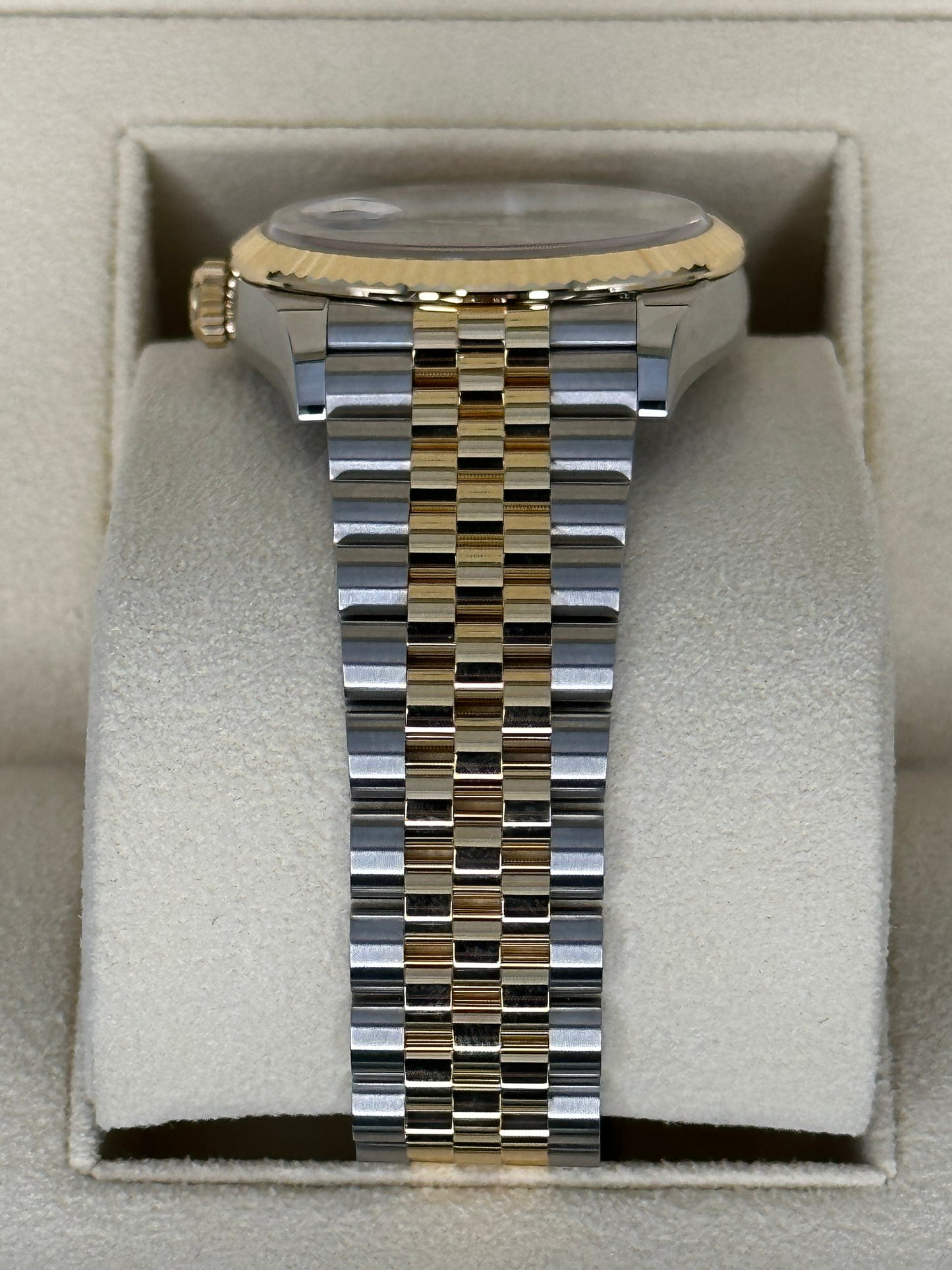 NEW 2023 Rolex Datejust 36mm 126233 Two-Tone Jubilee Wimbledon Dial - MyWatchLLC