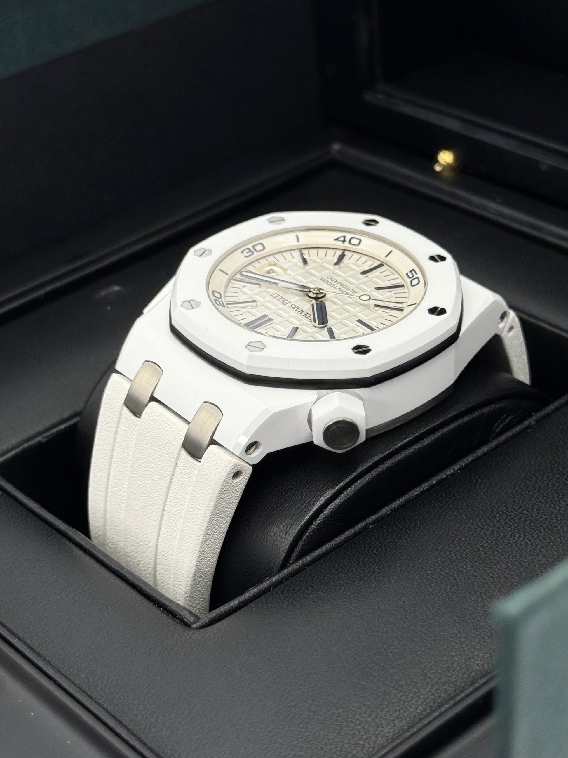 2015 Audemars Piguet Royal Oak Offshore Diver 42mm 15707CB Ceramic - MyWatchLLC