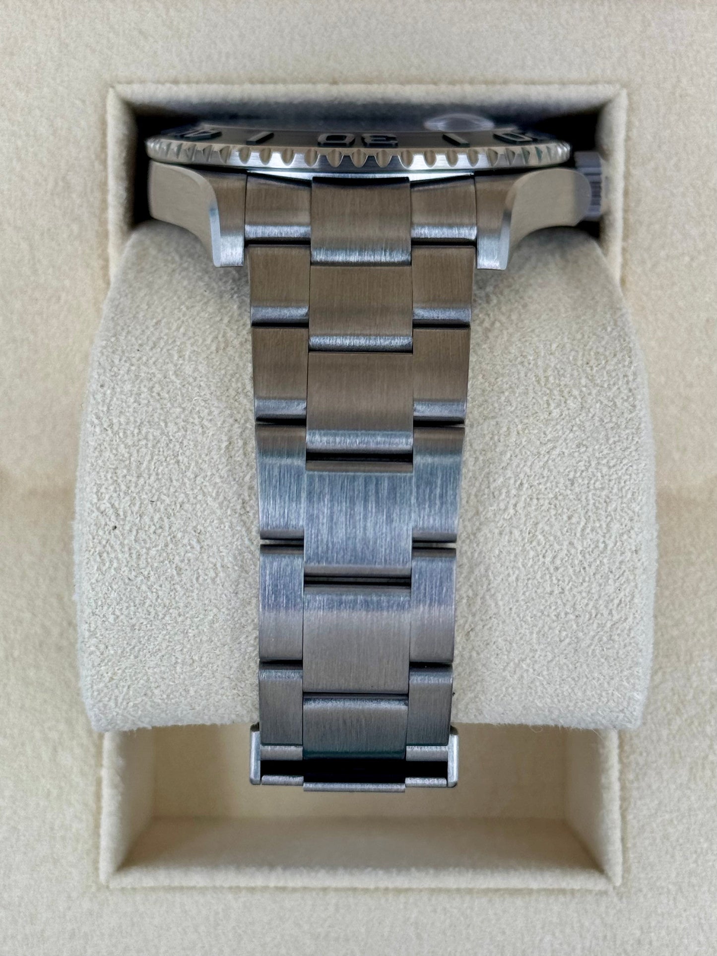 2025 Rolex Yacht-Master 42mm 226627 Titanium