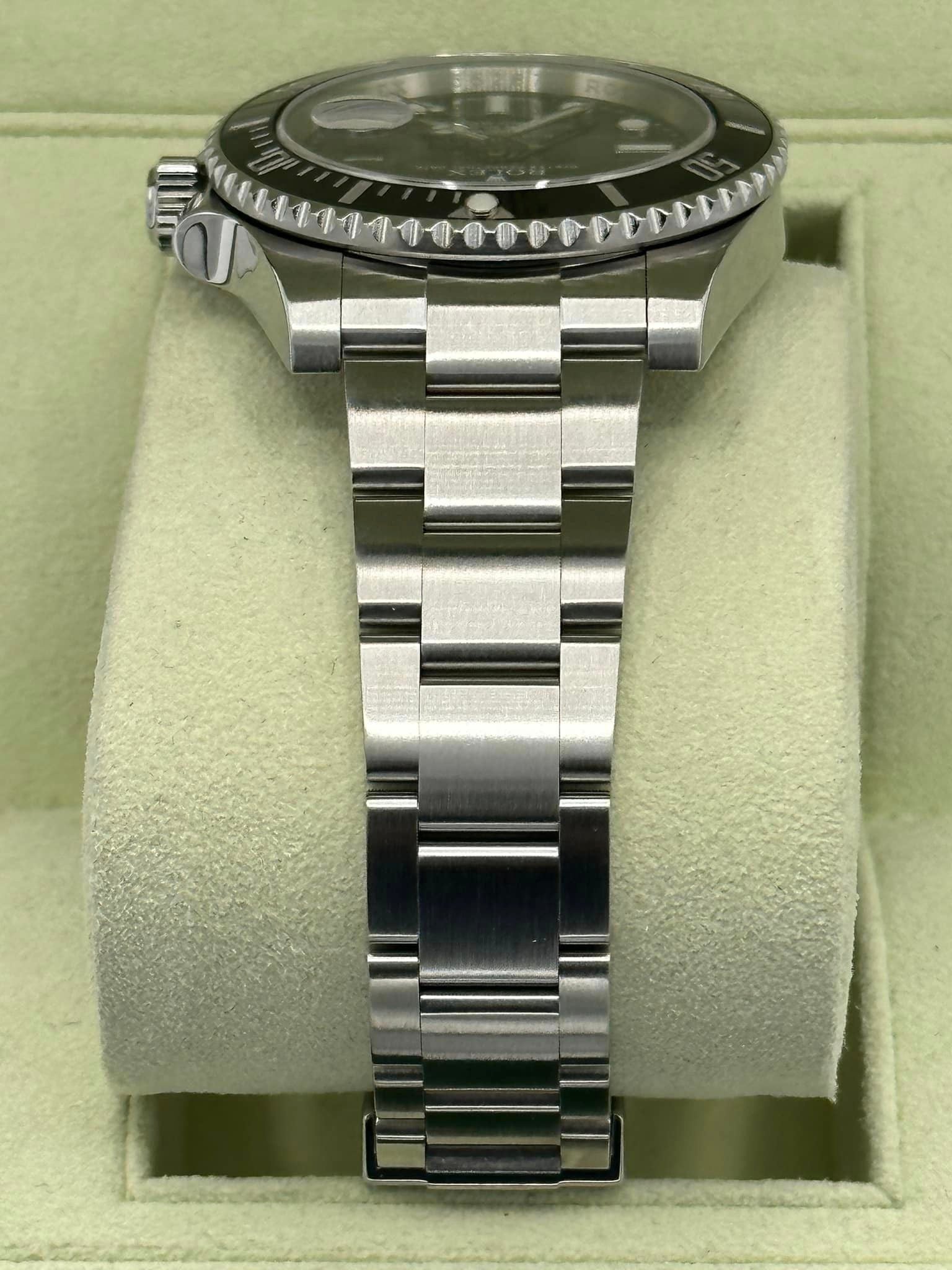 2012 Rolex Submariner Date 40mm 116610 Stainless Steel Black Dial - MyWatchLLC