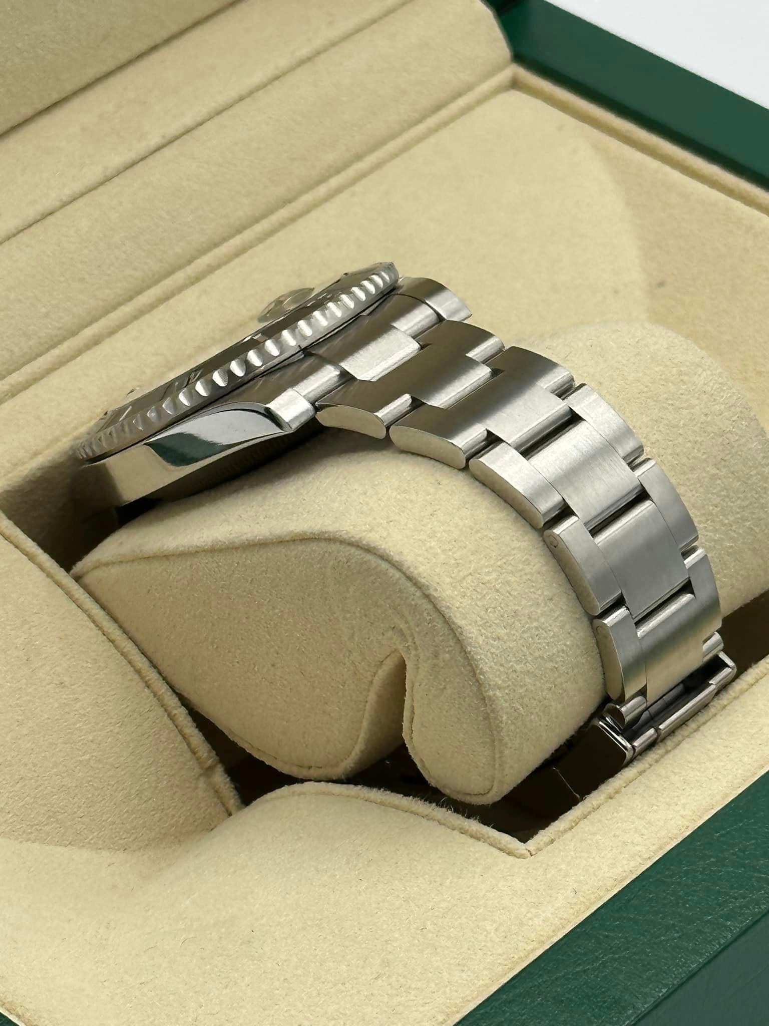 2015 Rolex Submariner Date 40mm 116610LN Stainless Steel Black Dial - MyWatchLLC