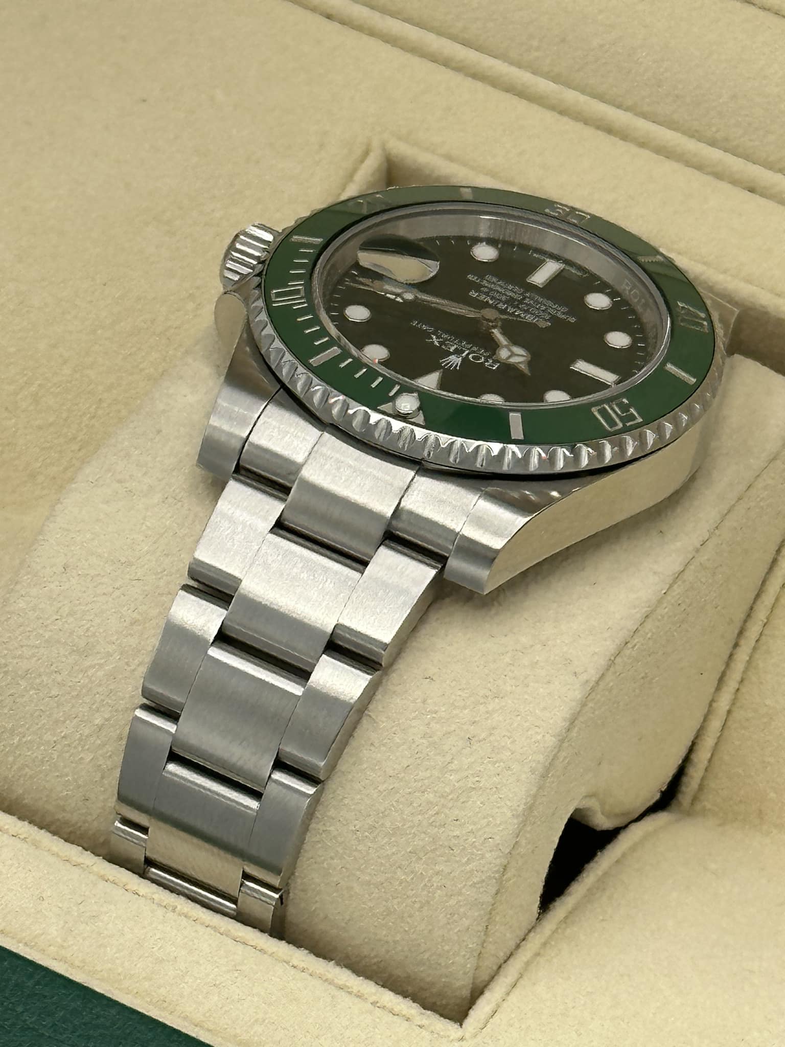 2016 Rolex Submariner "Hulk" 116610LV Stainless Steel Green Dial - MyWatchLLC