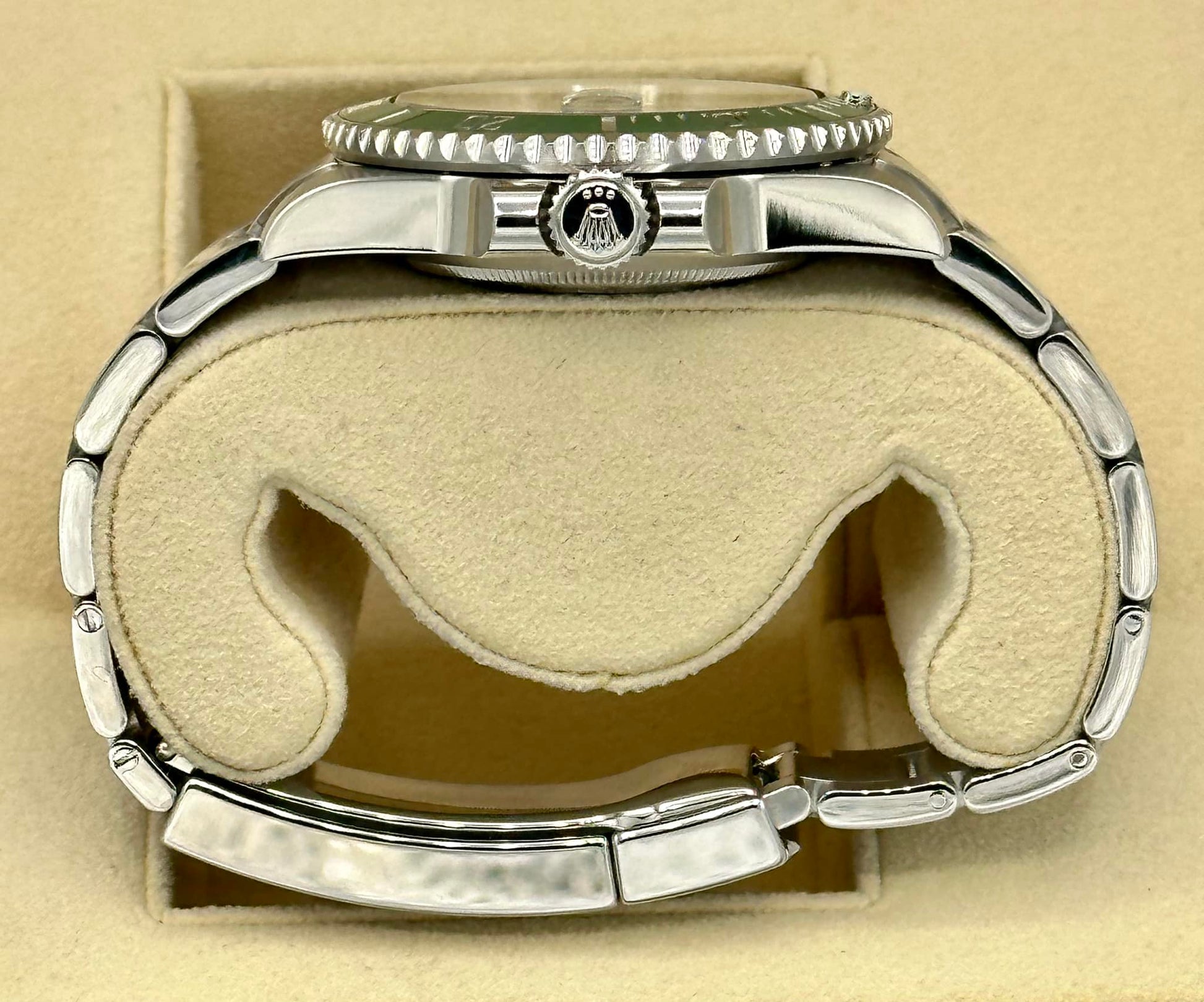 2016 Rolex Submariner "Hulk" 116610LV Stainless Steel Green Dial - MyWatchLLC