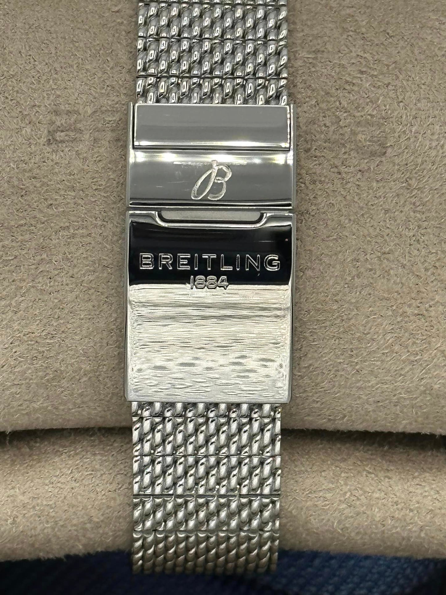 2023 Breitling Superocean Heritage 42mm AB2010 Stainless Steel Green Dial - MyWatchLLC