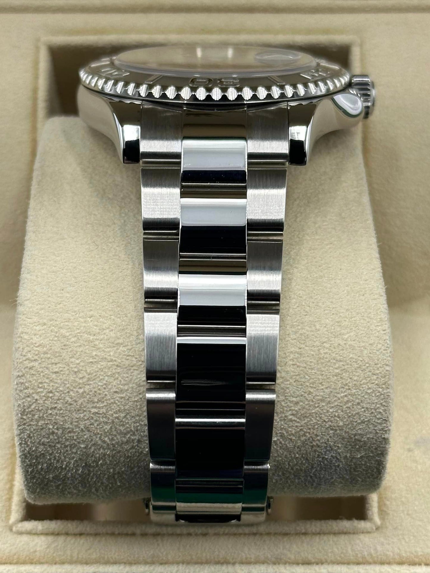 Rolex Yacht-Master 40mm 16622 Platinum Bezel Silver Dial - MyWatchLLC