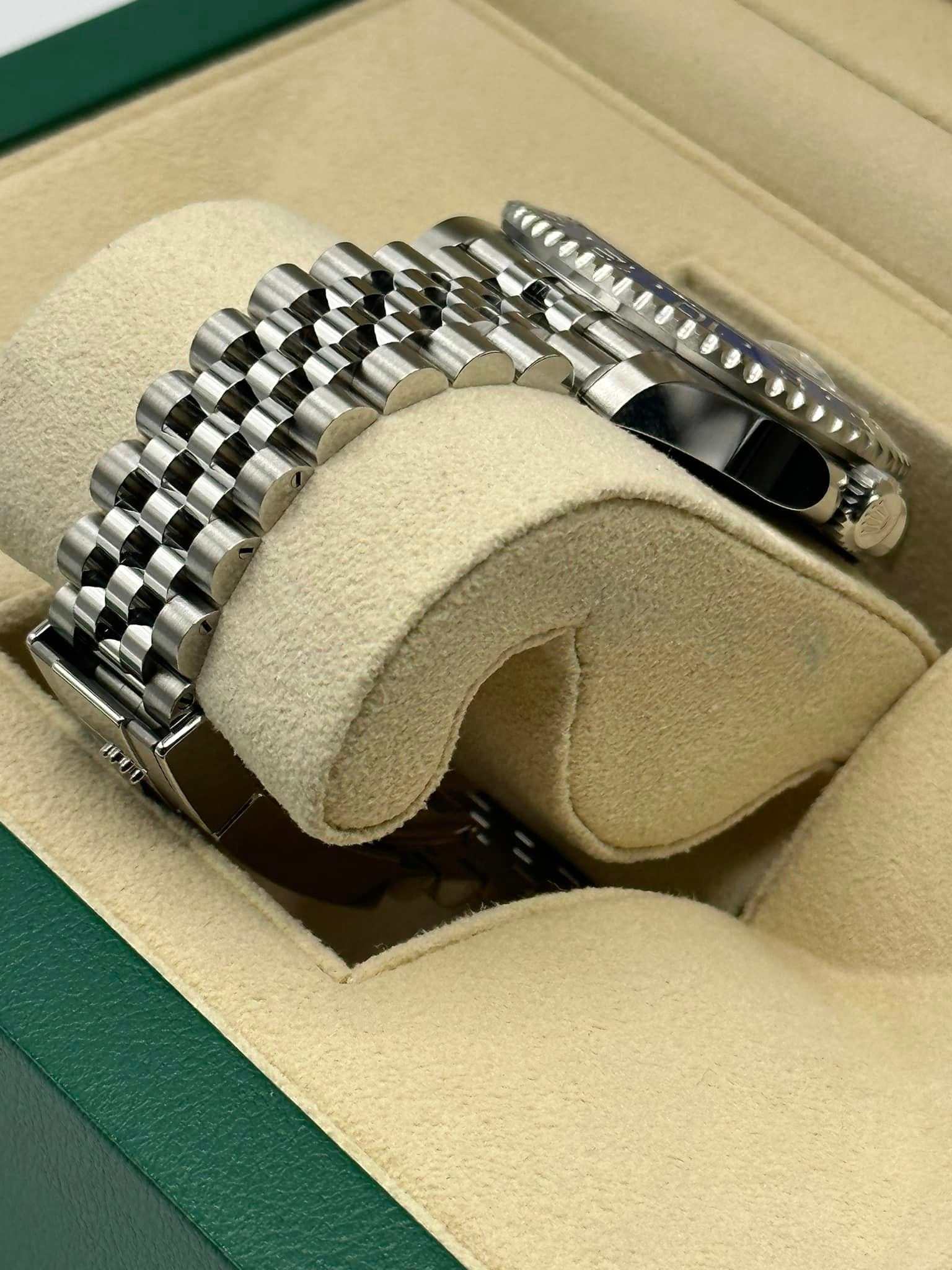 NEW 2023 Rolex GMT-Master II "Batgirl" 40mm 126710BLNR Jubilee Black Dial - MyWatchLLC