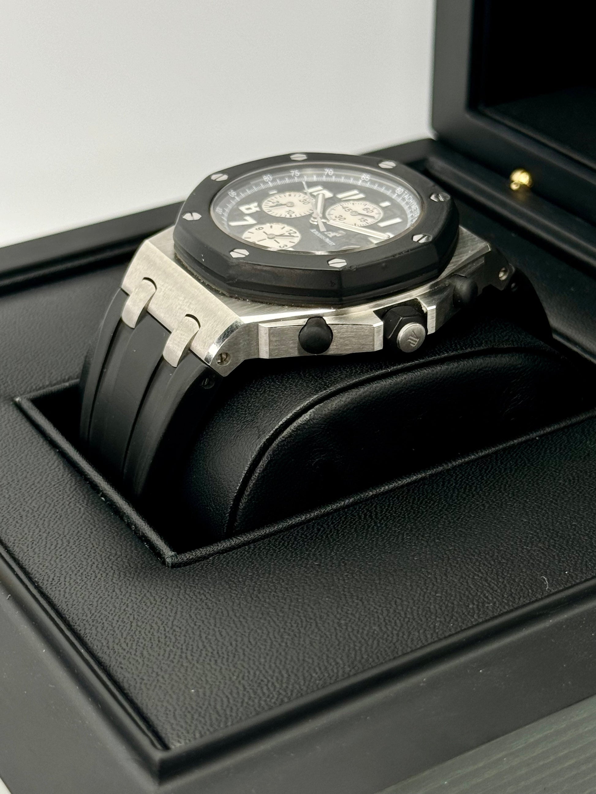 Audemars Piguet  Royal Oak  42mm 25940SK Offshore - MyWatchLLC