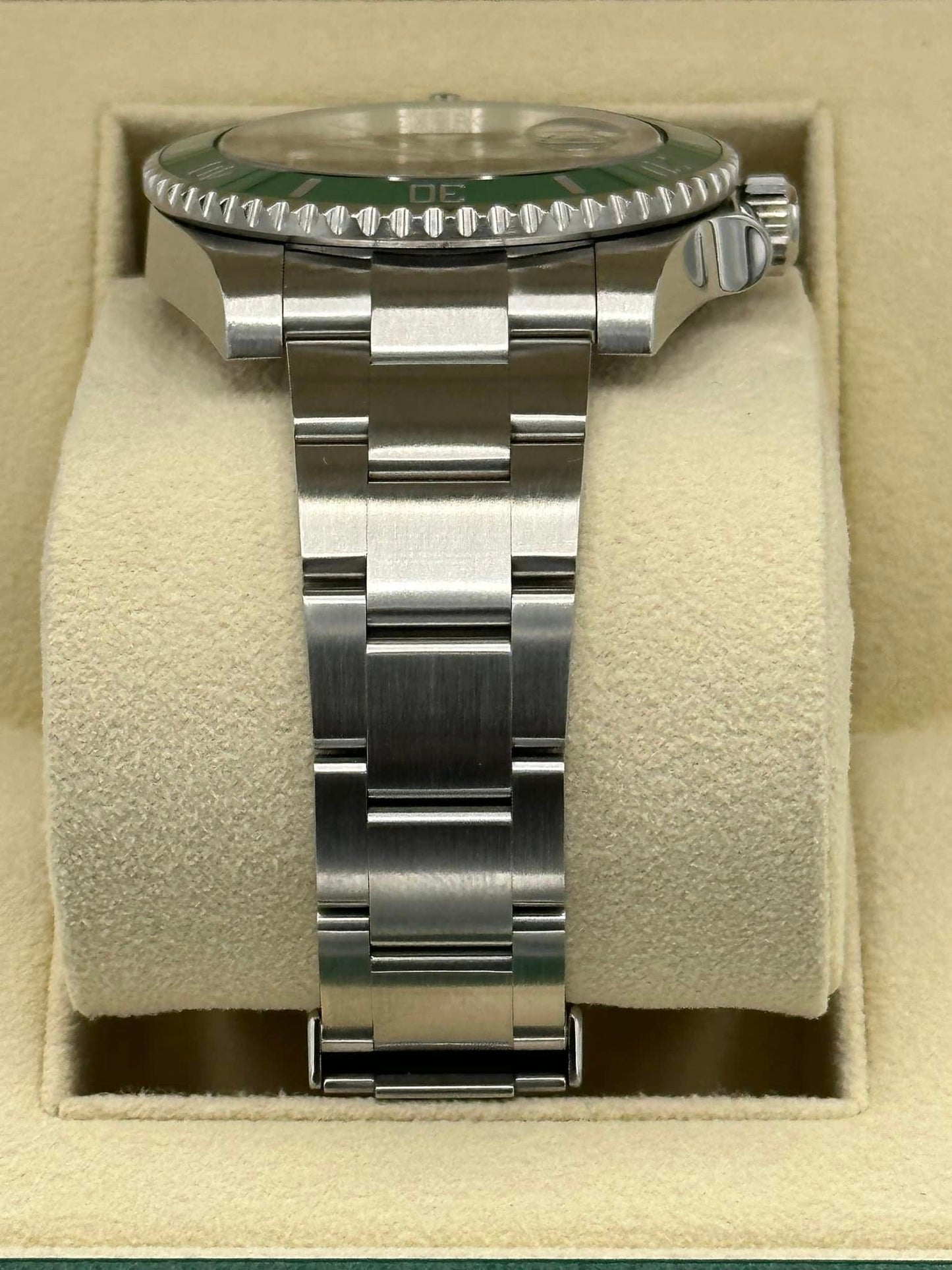 Rolex Submariner “Hulkâ€?116610LV Stainless Steel Green Dial - MyWatchLLC