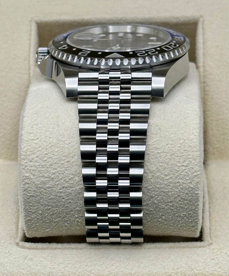 NEW 2022 Rolex GMT-Master II “Batgirlâ€?126710BLNR SS on Jubilee - MyWatchLLC
