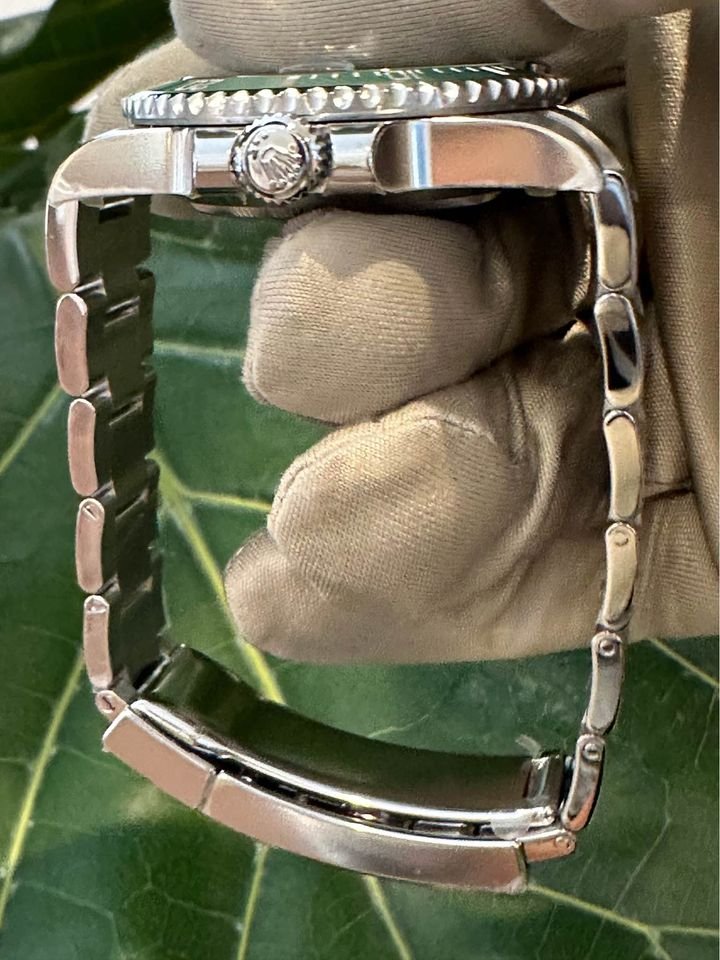 New 2015 Rolex Submariner 116610LV Green Dial Oyster - MyWatchLLC