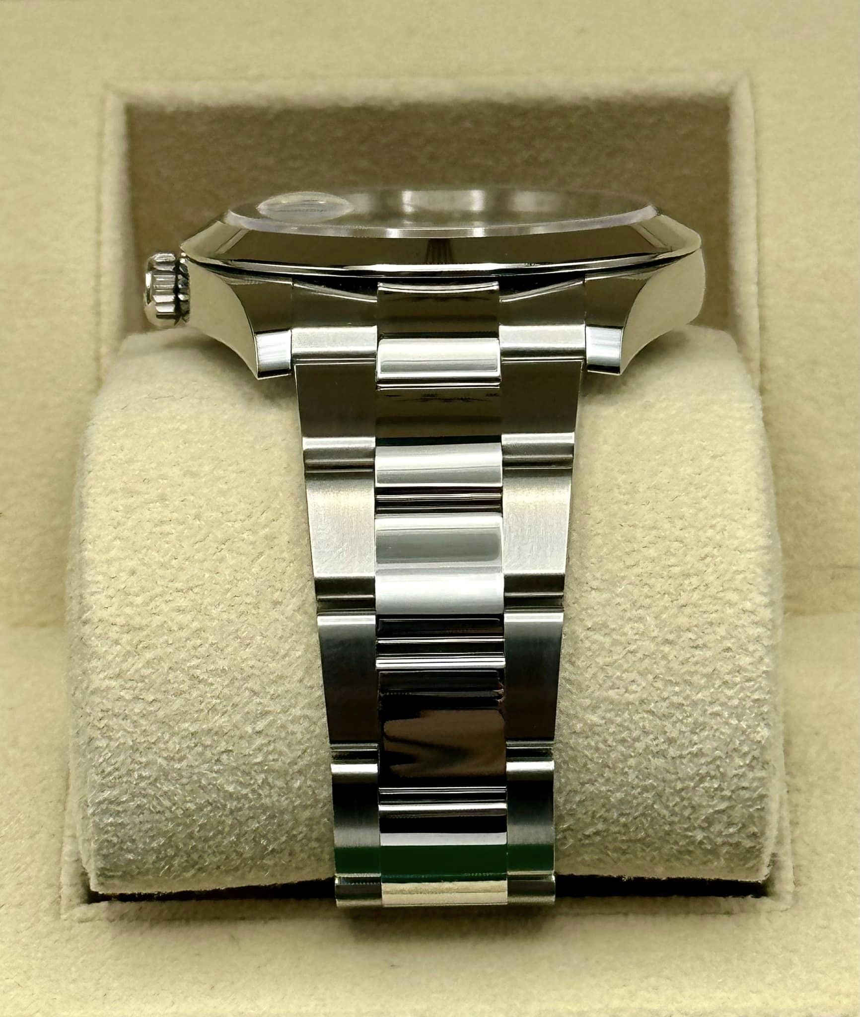 NEW Rolex 2023 Datejust 41mm 126300 Blue Roman Numeral Dial Oyster - MyWatchLLC