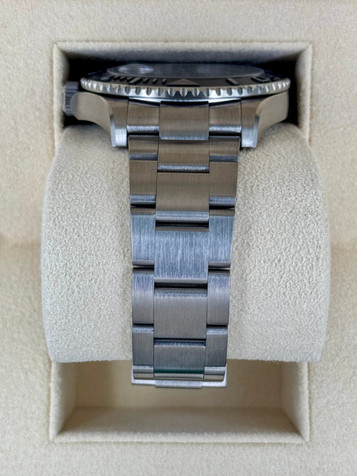 2025 Rolex Yacht-Master 42mm 226627 Titanium