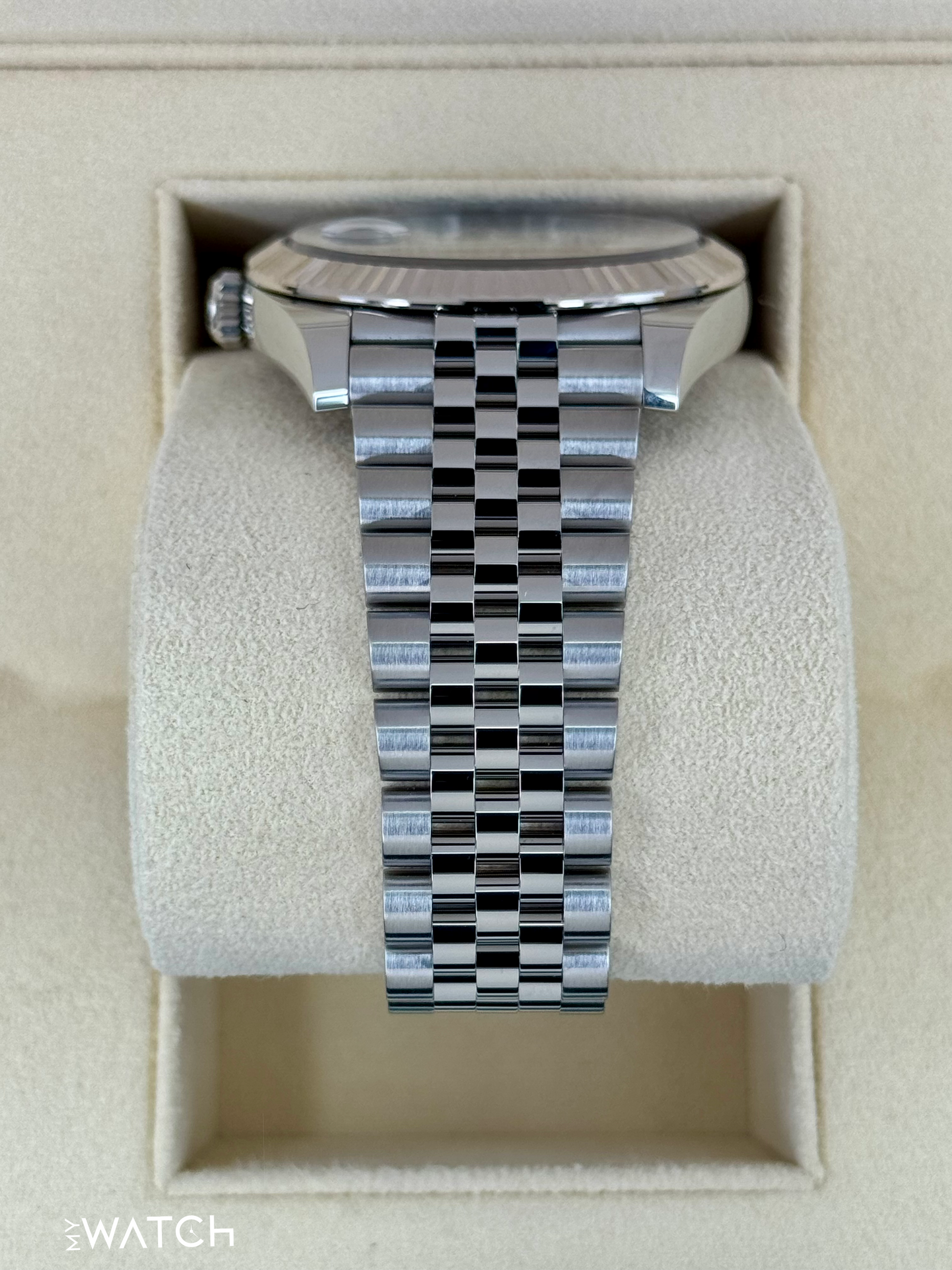 2024 Rolex Datejust 41mm 126334 Stainless Steel Jubilee Blue Dial - MyWatchLLC