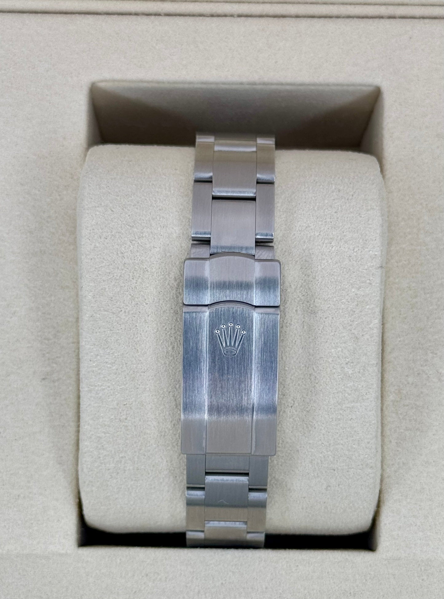 NEW 2025 Rolex Oyster Perpetual 31mm 277200 Celebration Dial - MyWatchLLC